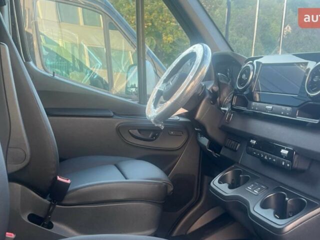 Мерседес Sprinter, объемом двигателя 1.95 л и пробегом 0 тыс. км за 98394 $, фото 25 на Automoto.ua