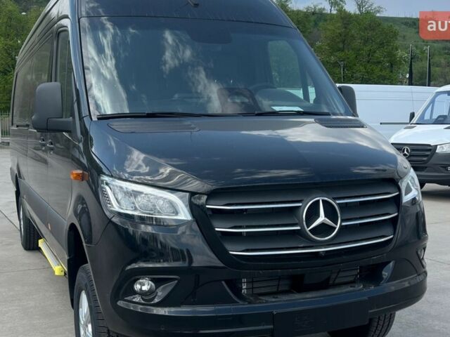 Мерседес Sprinter, объемом двигателя 1.95 л и пробегом 0 тыс. км за 98394 $, фото 1 на Automoto.ua