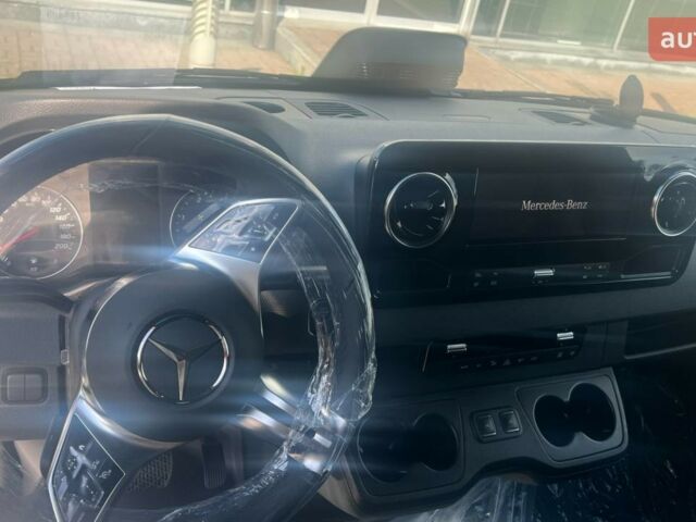 Мерседес Sprinter, объемом двигателя 1.95 л и пробегом 0 тыс. км за 99302 $, фото 6 на Automoto.ua