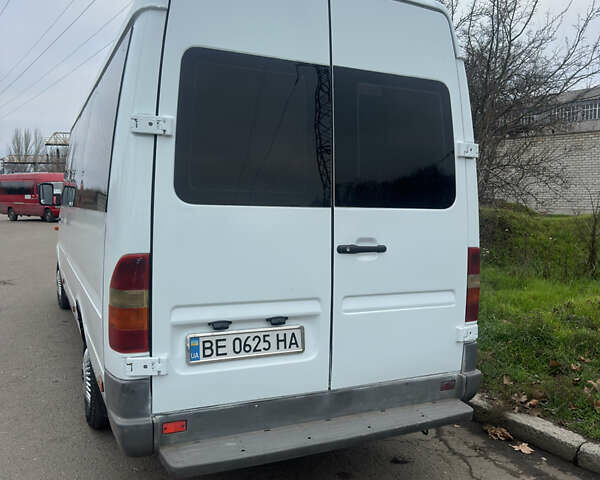Мерседес Sprinter, об'ємом двигуна 2.2 л та пробігом 5 тис. км за 10000 $, фото 5 на Automoto.ua