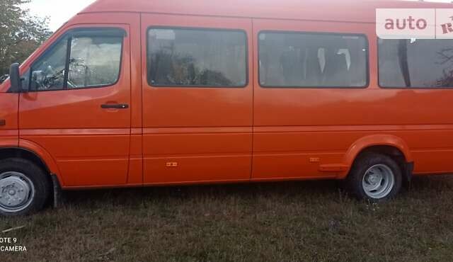 Мерседес Sprinter, об'ємом двигуна 2.69 л та пробігом 280 тис. км за 12700 $, фото 2 на Automoto.ua