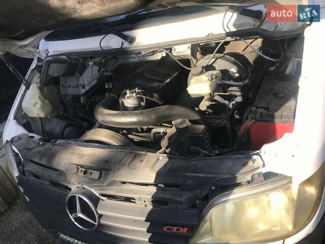 Мерседес Sprinter, объемом двигателя 2.2 л и пробегом 740 тыс. км за 6000 $, фото 7 на Automoto.ua