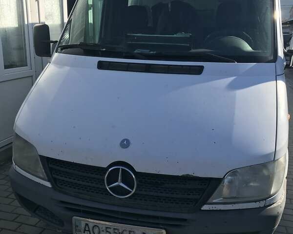 Мерседес Sprinter, объемом двигателя 2.23 л и пробегом 450 тыс. км за 6000 $, фото 1 на Automoto.ua