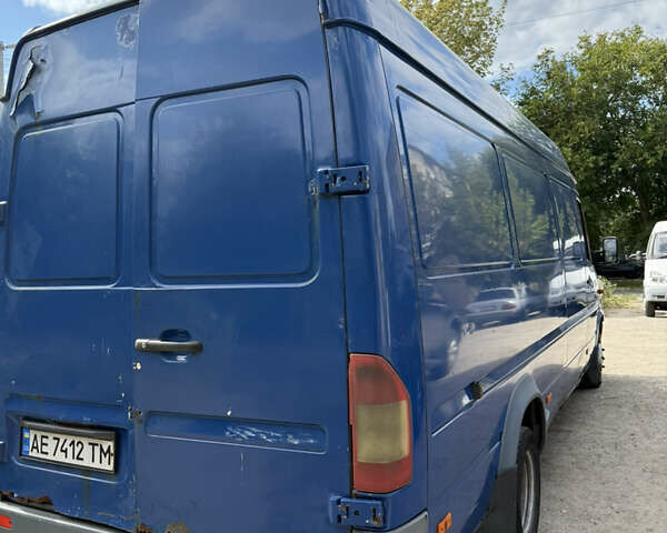 Мерседес Sprinter, объемом двигателя 2.7 л и пробегом 620 тыс. км за 8500 $, фото 2 на Automoto.ua
