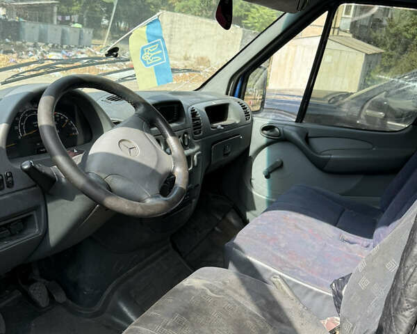 Мерседес Sprinter, объемом двигателя 2.7 л и пробегом 620 тыс. км за 8500 $, фото 7 на Automoto.ua