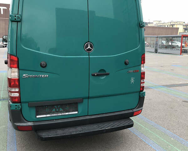 Мерседес Sprinter, объемом двигателя 0 л и пробегом 700 тыс. км за 24000 $, фото 3 на Automoto.ua