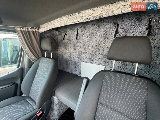 Мерседес Sprinter, об'ємом двигуна 0 л та пробігом 456 тис. км за 32000 $, фото 7 на Automoto.ua