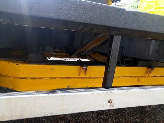 Мерседес Sprinter, объемом двигателя 2.7 л и пробегом 408 тыс. км за 29500 $, фото 11 на Automoto.ua