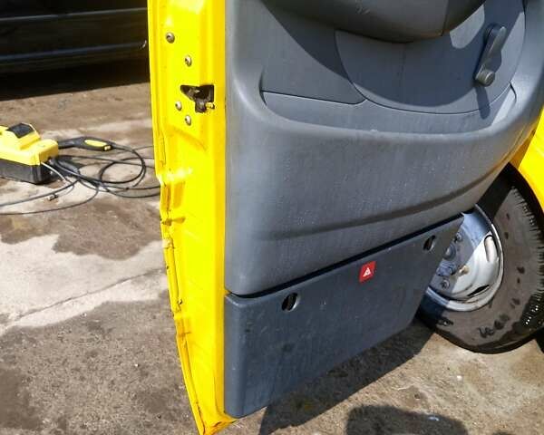 Мерседес Sprinter, объемом двигателя 2.7 л и пробегом 408 тыс. км за 29500 $, фото 18 на Automoto.ua