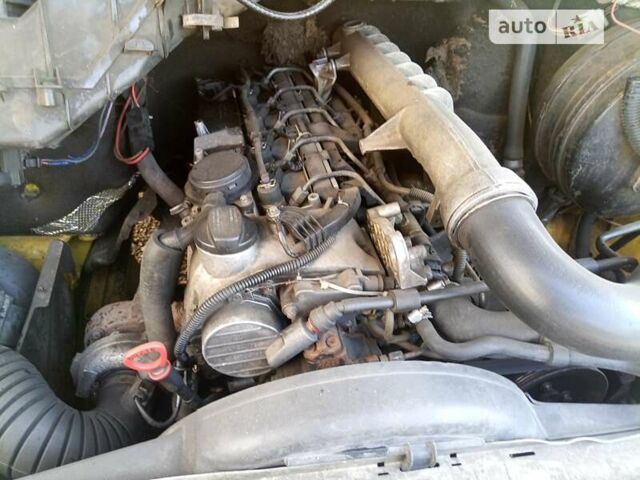 Мерседес Sprinter, объемом двигателя 2.7 л и пробегом 408 тыс. км за 29500 $, фото 4 на Automoto.ua