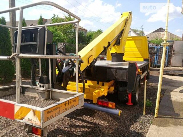 Мерседес Sprinter, объемом двигателя 2.7 л и пробегом 408 тыс. км за 29500 $, фото 13 на Automoto.ua