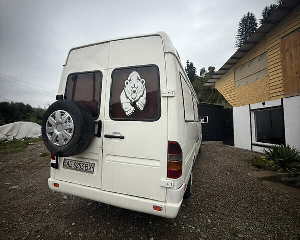 Мерседес Sprinter, объемом двигателя 2.9 л и пробегом 700 тыс. км за 7000 $, фото 5 на Automoto.ua
