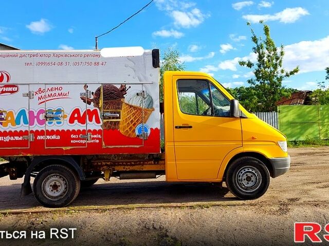 Мерседес Sprinter, объемом двигателя 2.3 л и пробегом 211 тыс. км за 6200 $, фото 2 на Automoto.ua