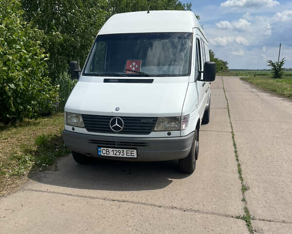 Мерседес Sprinter, объемом двигателя 2.8 л и пробегом 400 тыс. км за 8500 $, фото 2 на Automoto.ua