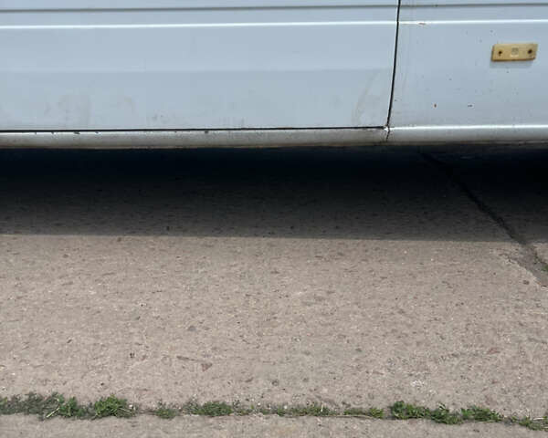 Мерседес Sprinter, объемом двигателя 2.8 л и пробегом 400 тыс. км за 8500 $, фото 6 на Automoto.ua