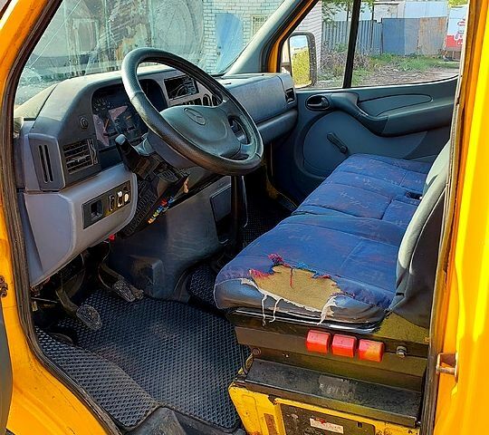 Мерседес Sprinter, объемом двигателя 2.3 л и пробегом 211 тыс. км за 6200 $, фото 6 на Automoto.ua