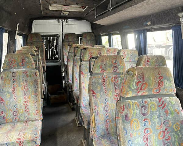 Мерседес Sprinter, объемом двигателя 2.1 л и пробегом 550 тыс. км за 4000 $, фото 7 на Automoto.ua