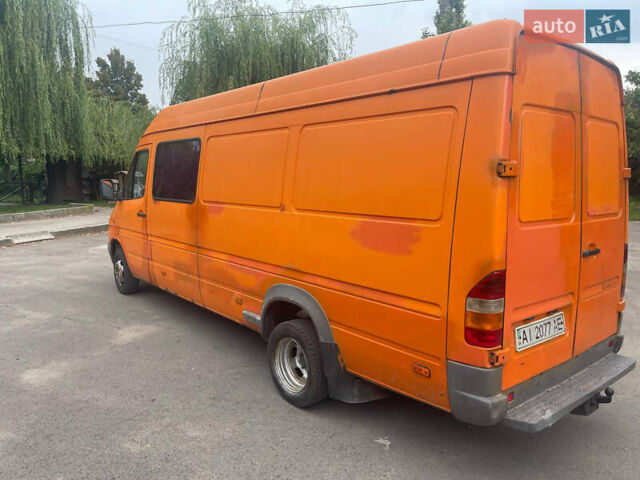 Мерседес Sprinter, об'ємом двигуна 2.7 л та пробігом 270 тис. км за 9900 $, фото 4 на Automoto.ua