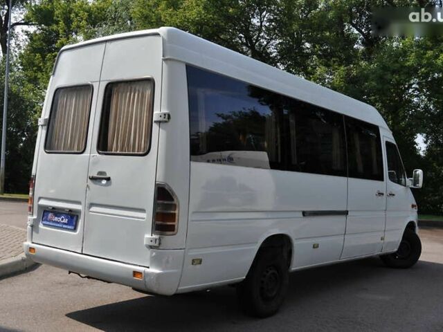 Мерседес Sprinter, объемом двигателя 2.2 л и пробегом 900 тыс. км за 10300 $, фото 6 на Automoto.ua
