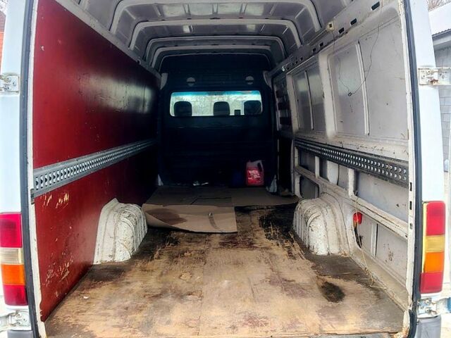 Мерседес Sprinter, об'ємом двигуна 2.1 л та пробігом 714 тис. км за 6300 $, фото 3 на Automoto.ua