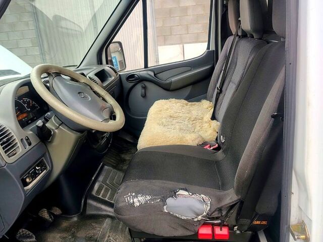 Мерседес Sprinter, об'ємом двигуна 2.1 л та пробігом 714 тис. км за 6300 $, фото 2 на Automoto.ua