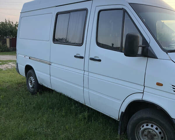 Мерседес Sprinter, объемом двигателя 0 л и пробегом 500 тыс. км за 6200 $, фото 3 на Automoto.ua