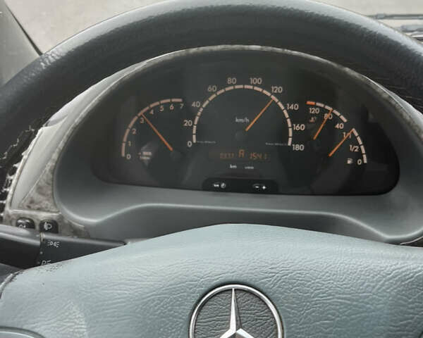 Мерседес Sprinter, об'ємом двигуна 2.2 л та пробігом 500 тис. км за 7550 $, фото 4 на Automoto.ua