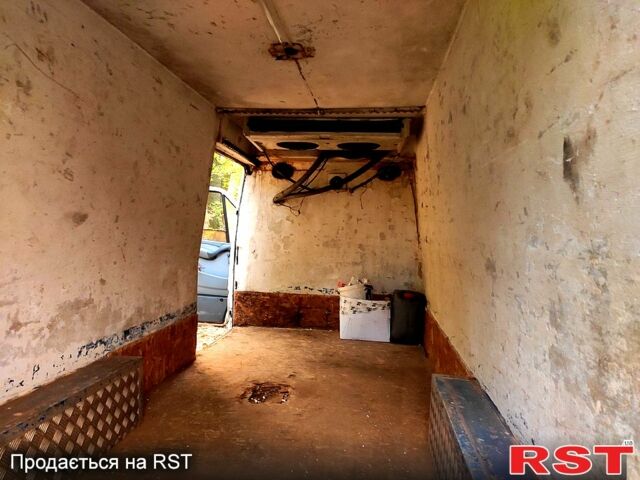 Мерседес Sprinter, об'ємом двигуна 2.2 л та пробігом 270 тис. км за 4300 $, фото 1 на Automoto.ua