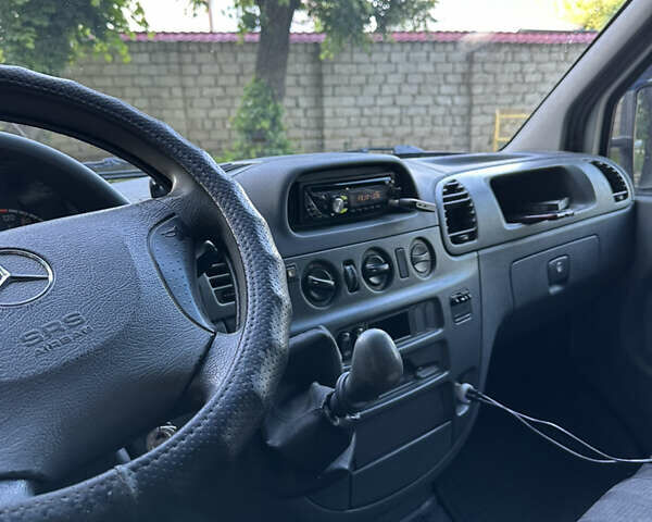 Мерседес Sprinter, об'ємом двигуна 2.7 л та пробігом 800 тис. км за 7400 $, фото 26 на Automoto.ua