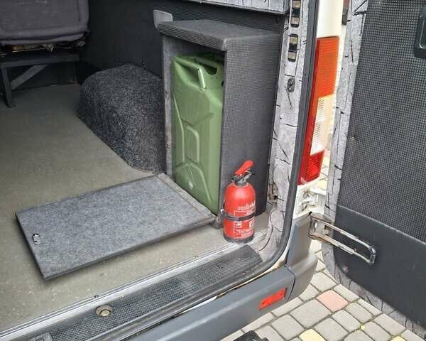 Мерседес Sprinter, об'ємом двигуна 2.7 л та пробігом 967 тис. км за 12000 $, фото 9 на Automoto.ua