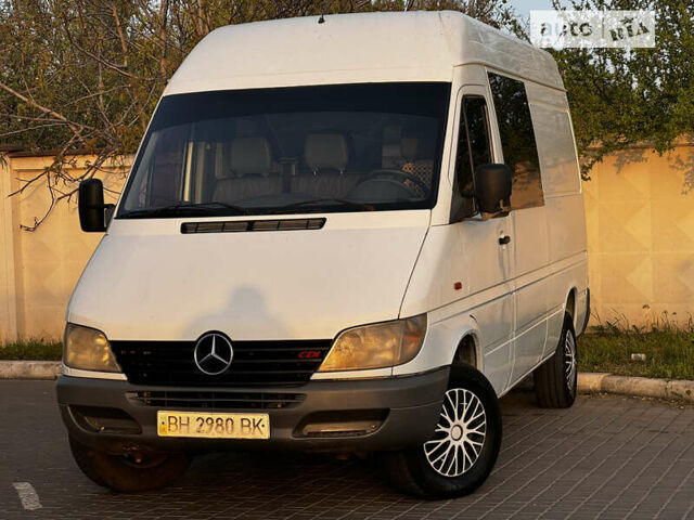 Мерседес Sprinter, объемом двигателя 2.2 л и пробегом 400 тыс. км за 6500 $, фото 3 на Automoto.ua