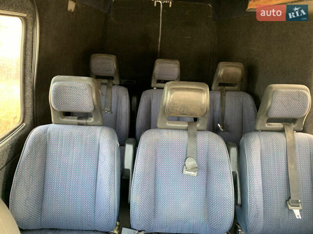 Мерседес Sprinter, объемом двигателя 2.7 л и пробегом 526 тыс. км за 8900 $, фото 12 на Automoto.ua