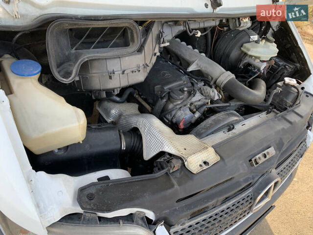 Мерседес Sprinter, объемом двигателя 2.7 л и пробегом 526 тыс. км за 8900 $, фото 14 на Automoto.ua