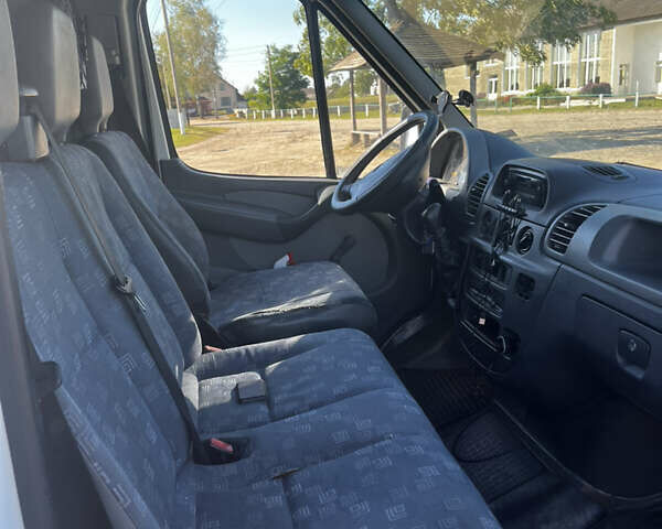 Мерседес Sprinter, объемом двигателя 2.2 л и пробегом 700 тыс. км за 7000 $, фото 9 на Automoto.ua