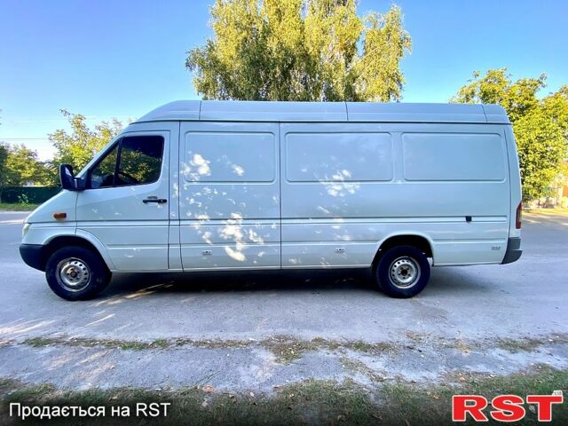 Мерседес Sprinter, объемом двигателя 2.2 л и пробегом 300 тыс. км за 9500 $, фото 2 на Automoto.ua