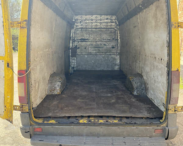 Мерседес Sprinter, объемом двигателя 0 л и пробегом 221 тыс. км за 5300 $, фото 6 на Automoto.ua