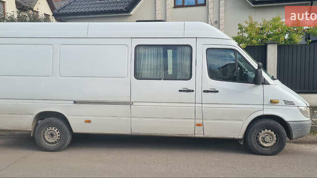 Мерседес Sprinter, объемом двигателя 0 л и пробегом 100 тыс. км за 12000 $, фото 2 на Automoto.ua