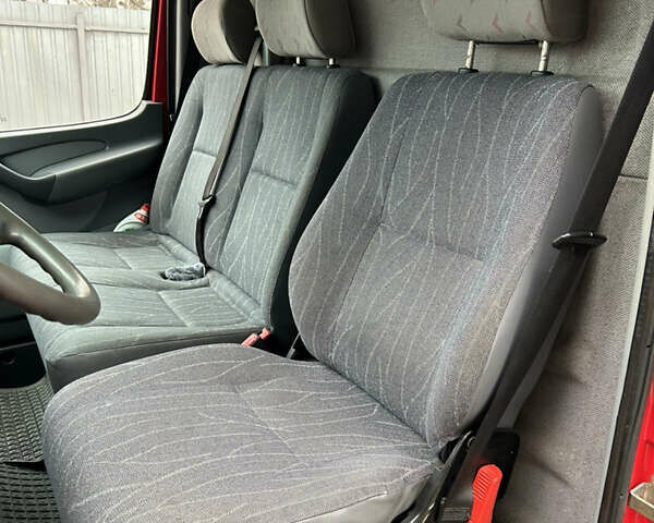 Мерседес Sprinter, об'ємом двигуна 2.7 л та пробігом 285 тис. км за 17000 $, фото 11 на Automoto.ua