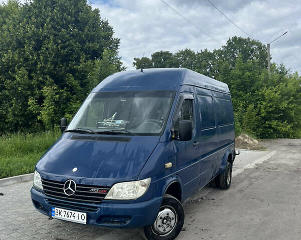 Мерседес Sprinter, объемом двигателя 2.7 л и пробегом 480 тыс. км за 7700 $, фото 2 на Automoto.ua