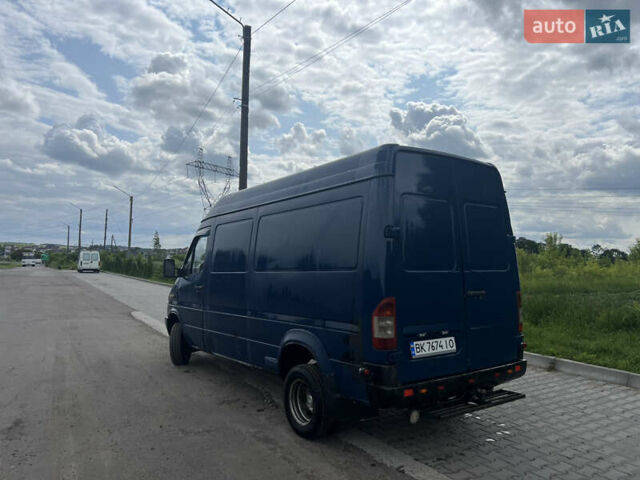 Мерседес Sprinter, объемом двигателя 2.7 л и пробегом 480 тыс. км за 7700 $, фото 4 на Automoto.ua