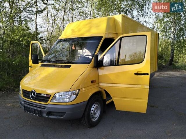 Мерседес Sprinter, об'ємом двигуна 2.2 л та пробігом 152 тис. км за 14000 $, фото 9 на Automoto.ua