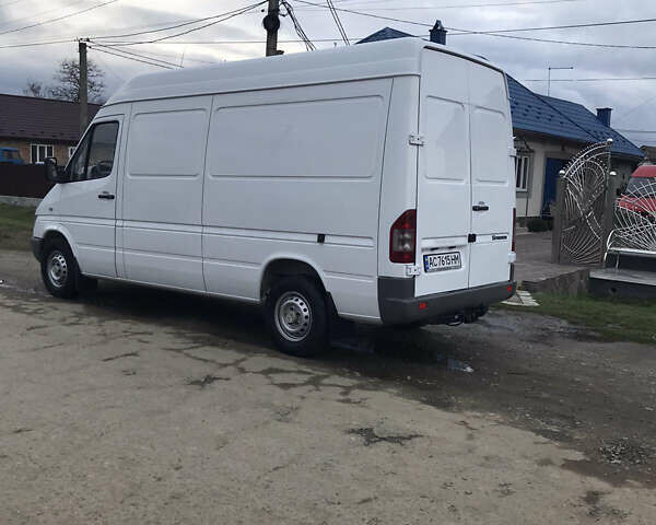 Мерседес Sprinter, объемом двигателя 2.15 л и пробегом 216 тыс. км за 13900 $, фото 10 на Automoto.ua