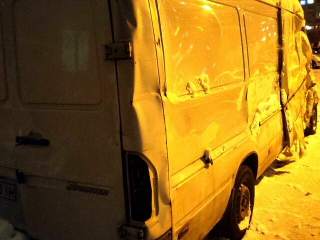 Мерседес Sprinter, об'ємом двигуна 2.2 л та пробігом 350 тис. км за 4000 $, фото 2 на Automoto.ua