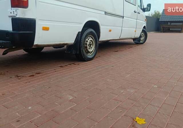 Мерседес Sprinter, объемом двигателя 2.7 л и пробегом 640 тыс. км за 9500 $, фото 7 на Automoto.ua