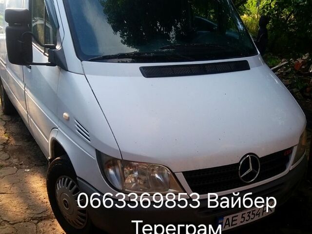 Мерседес Sprinter, об'ємом двигуна 2.7 л та пробігом 400 тис. км за 12000 $, фото 1 на Automoto.ua