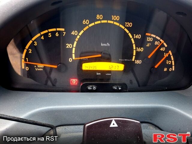 Мерседес Sprinter, об'ємом двигуна 2.7 л та пробігом 740 тис. км за 12000 $, фото 5 на Automoto.ua