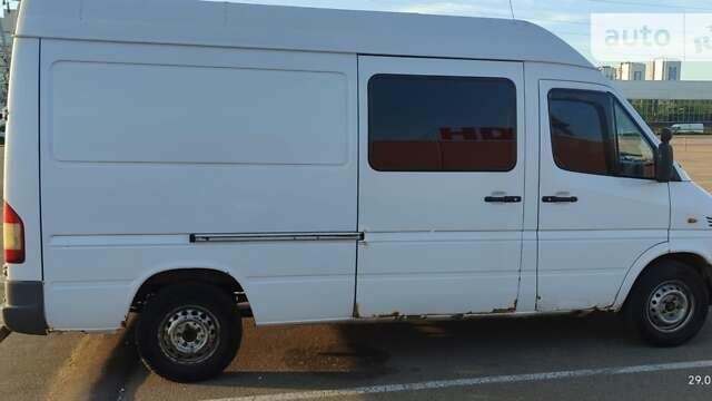 Мерседес Sprinter, объемом двигателя 2.2 л и пробегом 450 тыс. км за 7500 $, фото 2 на Automoto.ua