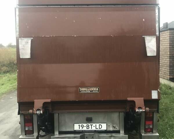 Мерседес Sprinter, об'ємом двигуна 2.7 л та пробігом 288 тис. км за 17300 $, фото 4 на Automoto.ua