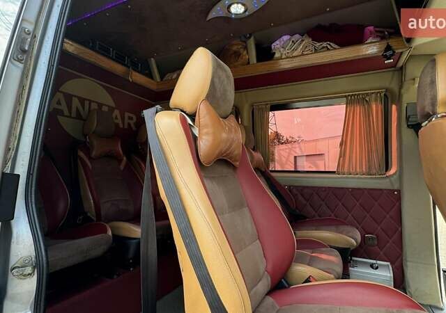Мерседес Sprinter, объемом двигателя 0 л и пробегом 140 тыс. км за 9500 $, фото 6 на Automoto.ua