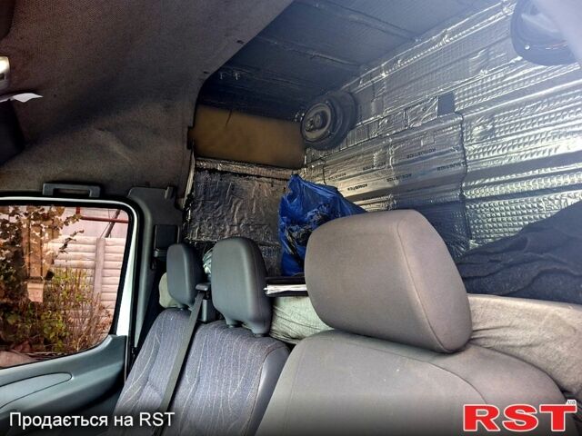 Мерседес Sprinter, об'ємом двигуна 2.7 л та пробігом 740 тис. км за 12000 $, фото 6 на Automoto.ua